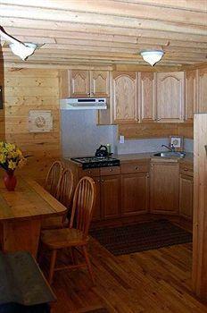 Beaver Lake Mountain Resort Kelowna Esterno foto