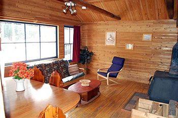 Beaver Lake Mountain Resort Kelowna Esterno foto